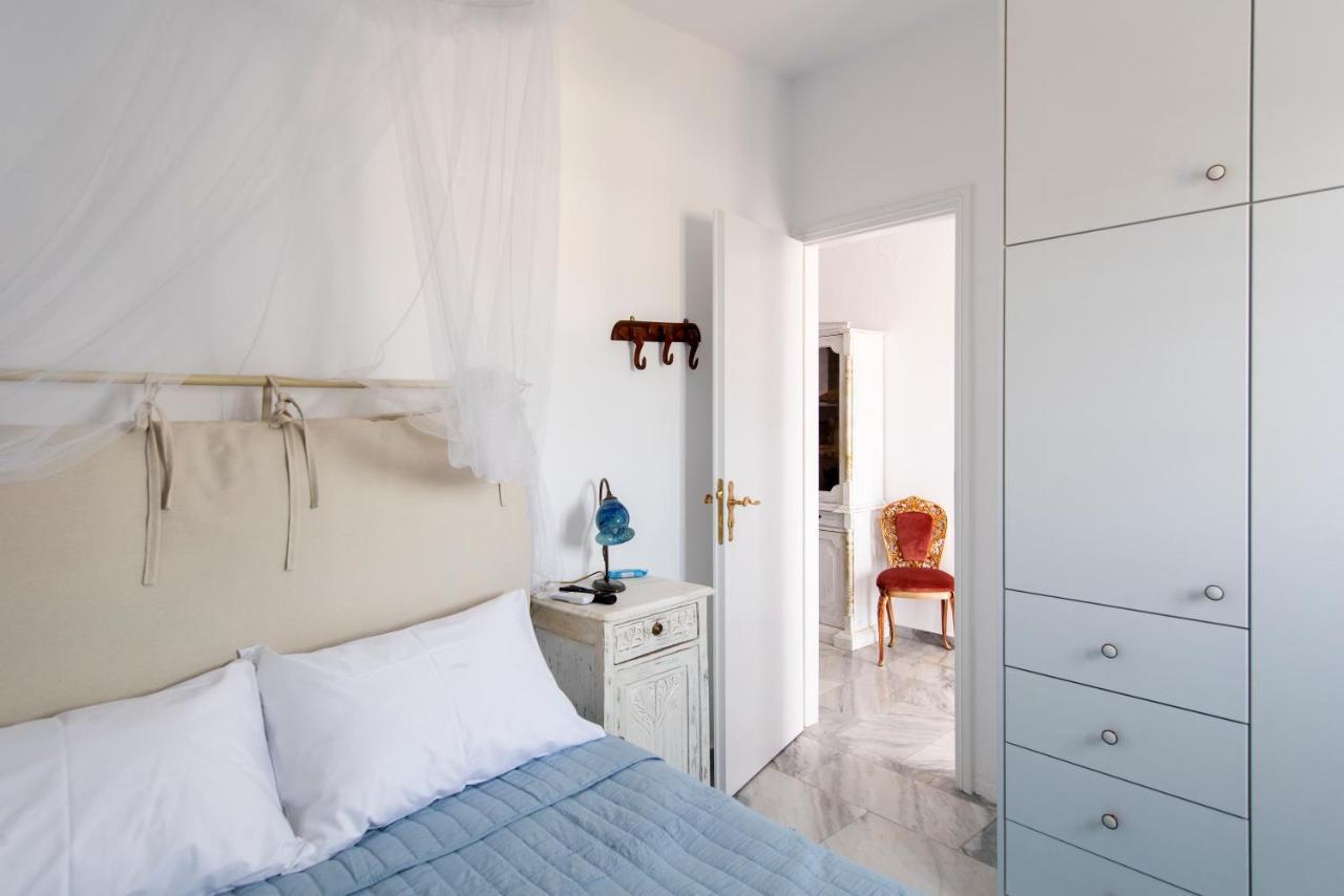 Ricos Two Bedroom House - Naoussa Paros Екстериор снимка