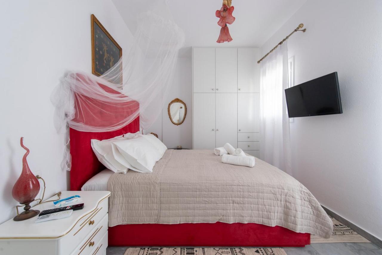 Ricos Two Bedroom House - Naoussa Paros Екстериор снимка